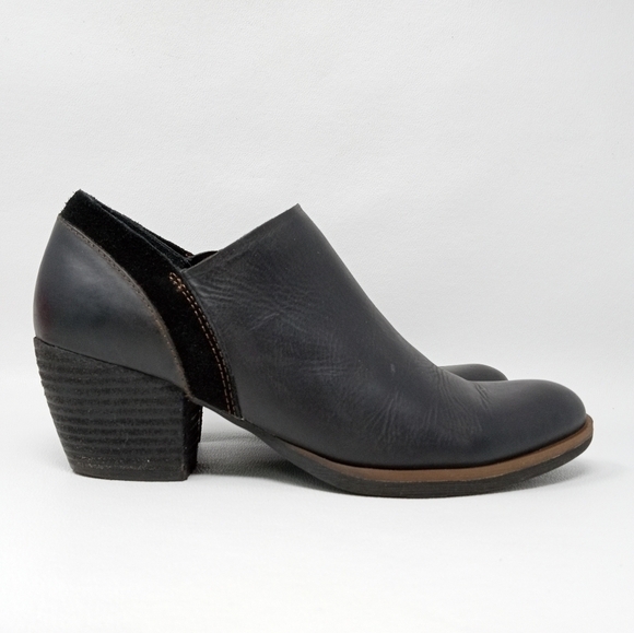 KORK-EASE KORKS Women Black Leather Chelsea Boot Size 7M - Picture 1 of 13